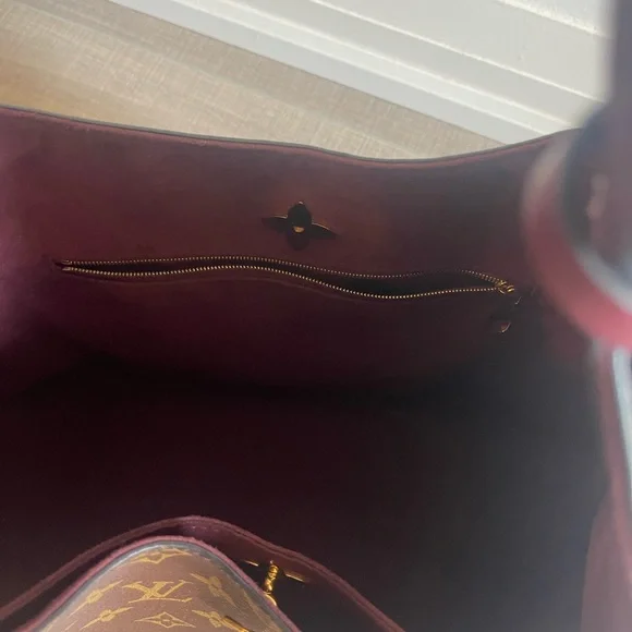 Authentic Louis Vuitton Purse - Picture 8 of 13